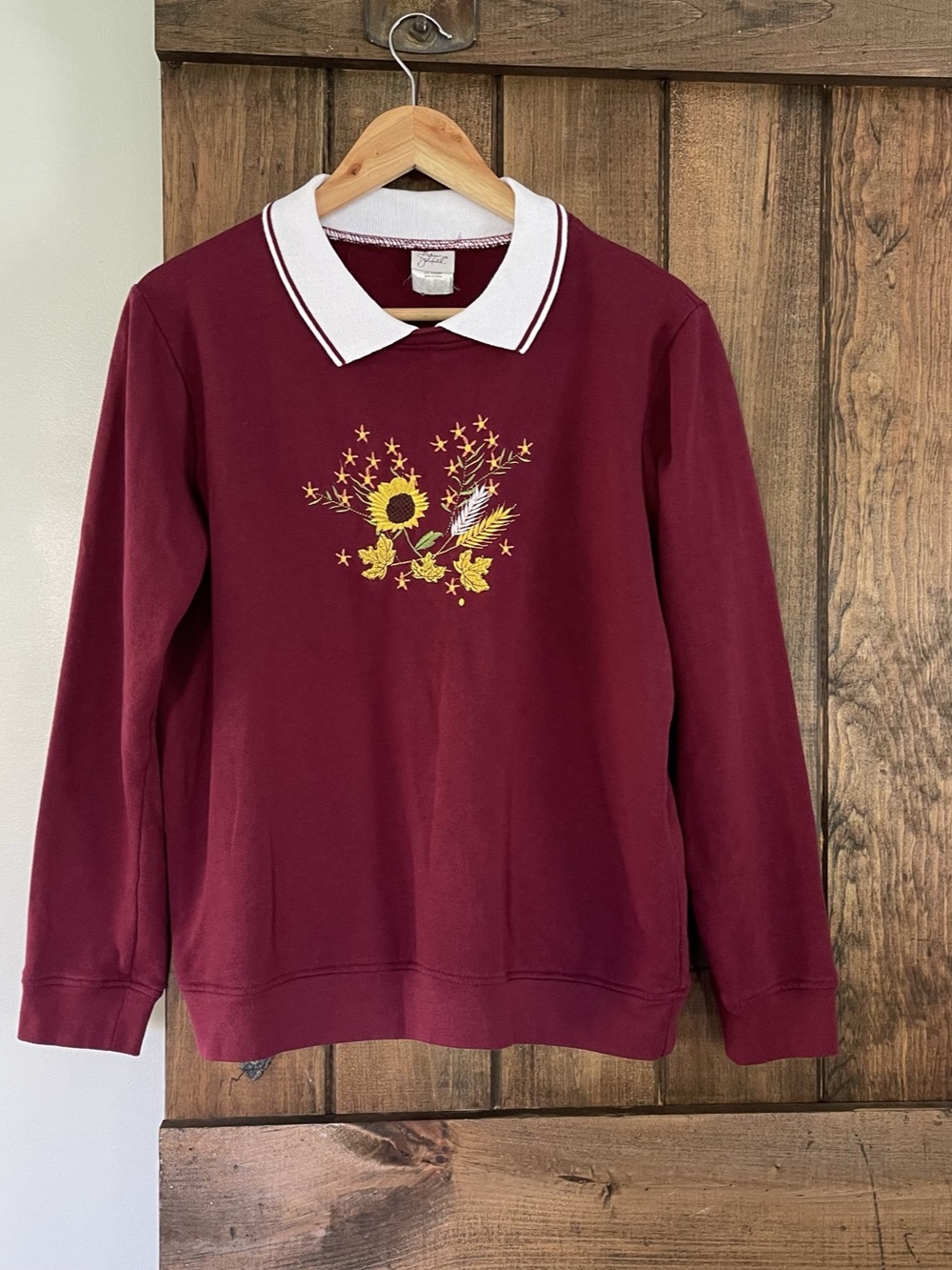 Vintage Adrien Delafield Collared Embroidered Sunflower Fall Motif Sweatshirt